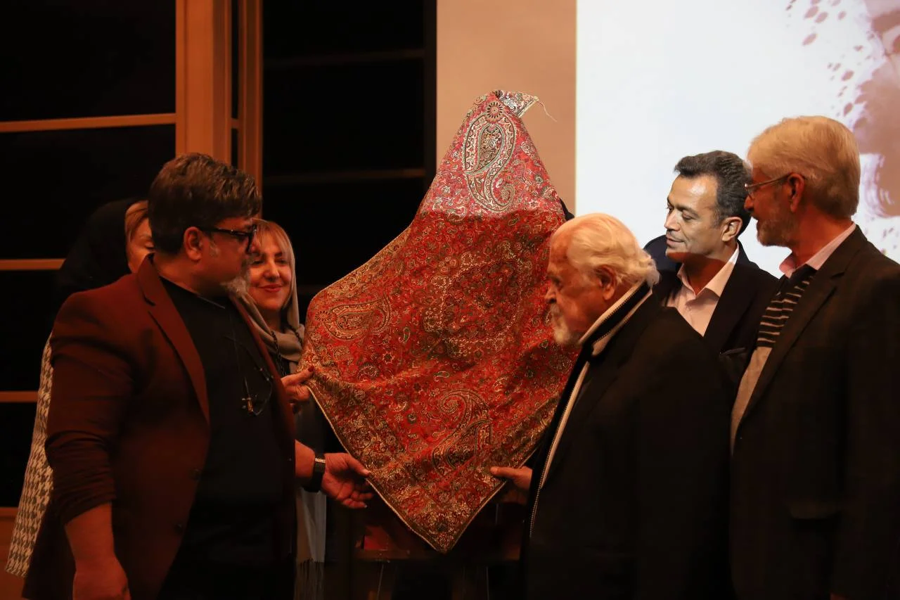 نکوداشت منصور اوجی؛ شاعر نجواها و مکث‌های ماندگار شعر معاصر فارس