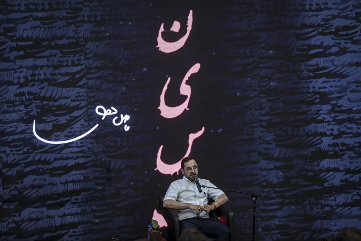 جشن امضای کتاب «نیست» اثر فاضل نظری در مشهد برگزار شد